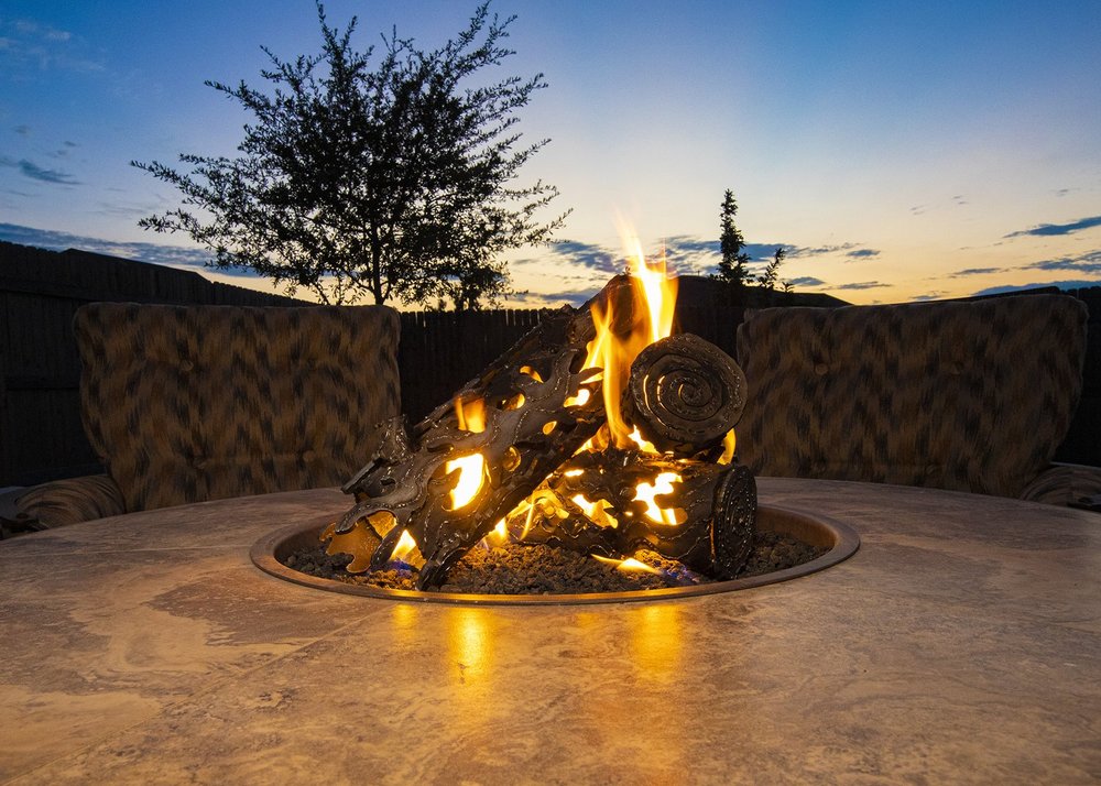 3 Fire Log Outdoor Set